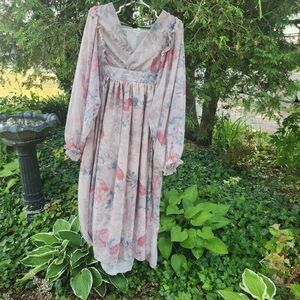 Beige/pink V-Neck Long Sleeve Dress With Full Sleeves M/L NWT